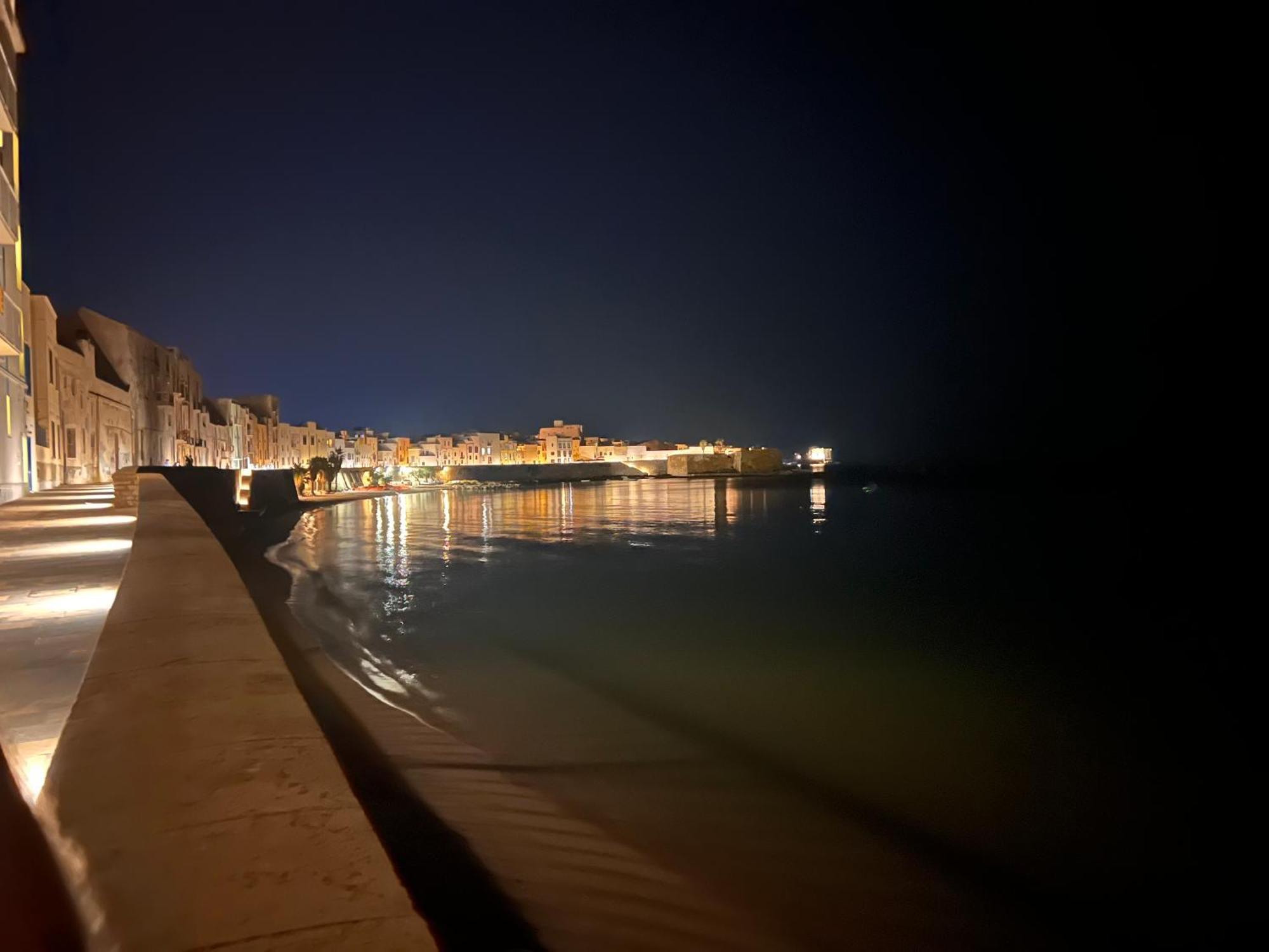 Attico Vista Mare Trapani Apartment Exterior photo